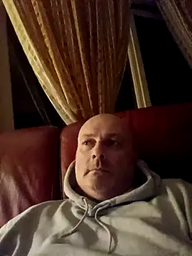 Alexis Bull online show from 01-14-26, 11:42