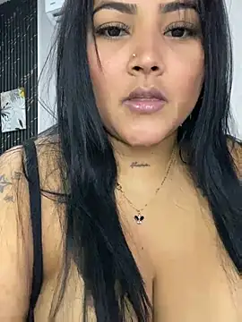 Snapshot of sashaoficial_ chatting on 06-30-26, 11:17 sashaoficial online show from 06-30-26, 11:17