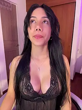 ArianaReynoldss online show from 07-16-26, 10:10