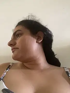 Snapshot of carlafox05 chatting on 04-06-26, 02:18 carlafox05 online show from 04-06-26, 02:18