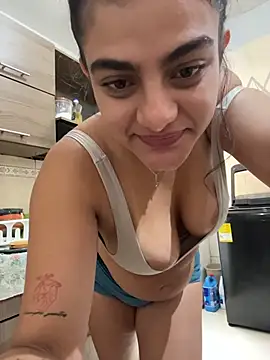 Snapshot of carlafox05 chatting on 07-15-26, 03:06 carlafox05 online show from 07-15-26, 03:06