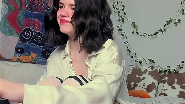 Snapshot of secret_princess chatting on 03-22-25, 10:04 secret princess online show from 03-22-25, 10:04