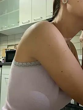 Anna Nobel online show from 11-13-25, 04:33