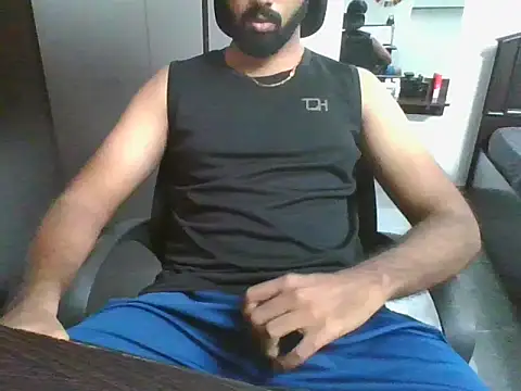 Snapshot of lovelyakash69 chatting on 05-11-26, 05:57 lovelyakash69 online show from 05-11-26, 05:57