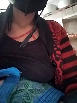 Soniy-Maax online show from 12-15-25, 04:11