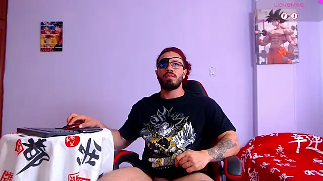 Snapshot of pirata_fitness chatting on 10-16-25, 12:17 pirata fitness online show from 10-16-25, 12:17