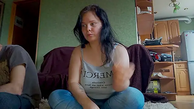 Snapshot of SweetPiggyx chatting on 04-14-26, 09:59 SweetPiggyx online show from 04-14-26, 09:59