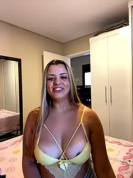 Snapshot of Patyyyy chatting on 03-23-26, 03:49 Patyyyy online show from 03-23-26, 03:49