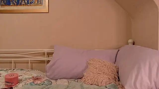 Raven Magical Milf online show from 02-18-26, 10:33