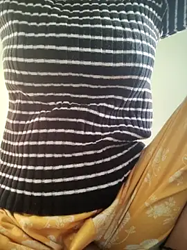 Desi Bhabi 01 online show from 12-04-25, 02:32