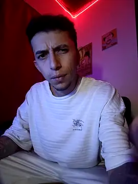 Chris  Jones online show from 10-07-25, 04:31