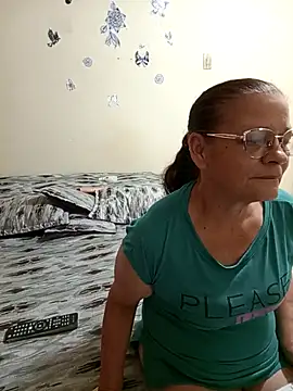 Snapshot of katrina_perez chatting on 03-20-25, 03:02 katrina perez online show from 03-20-25, 03:02