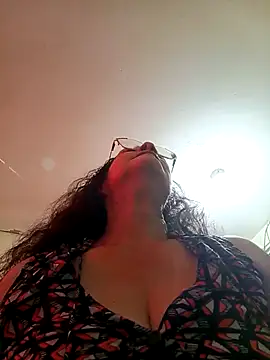 Snapshot of katrina_perez chatting on 03-21-25, 02:51 katrina perez online show from 03-21-25, 02:51
