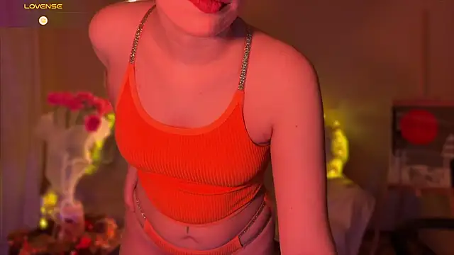 Snapshot of TheMargieDorene chatting on 10-02-25, 09:44 TheMargieDorene online show from 10-02-25, 09:44