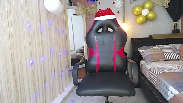 black king 241 online show from 11-19-25, 03:06