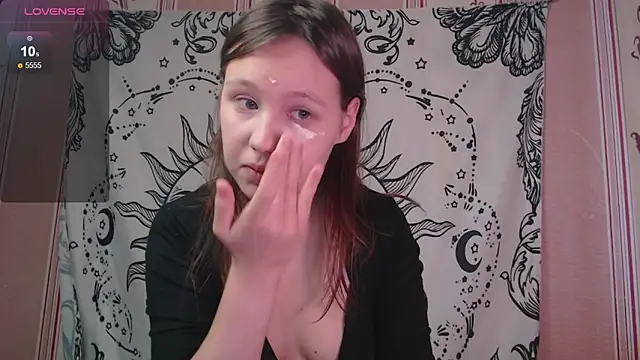 Thighswithspikes online show from 10-31-25, 09:21