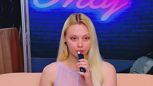 AlessiaCroft online show from 06-15-26, 04:15