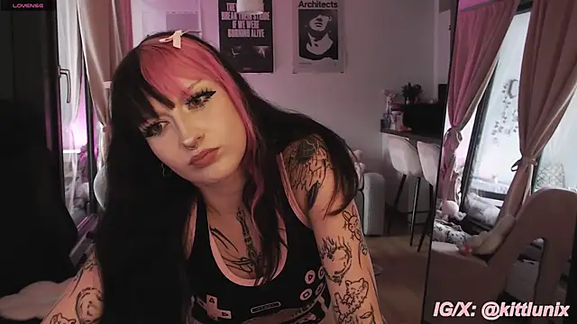 kittlunixx online show from 07-24-26, 06:06