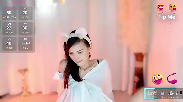 LunaBelle1984 online show from 09-22-25, 03:36