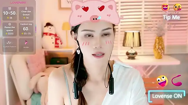 LunaBelle1984 online show from 12-05-25, 04:03