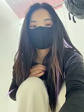 Snapshot of AiBanana chatting on 04-12-26, 03:00 AiBanana online show from 04-12-26, 03:00