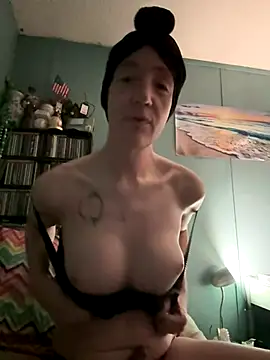 Snapshot of Ts_Mikayla12 chatting on 10-13-25, 04:56 Ts Mikayla12 online show from 10-13-25, 04:56