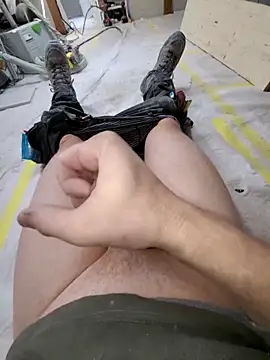 Snapshot of geilerschwanz556r7 chatting on 02-11-26, 09:47 geilerschwanz556r7 online show from 02-11-26, 09:47