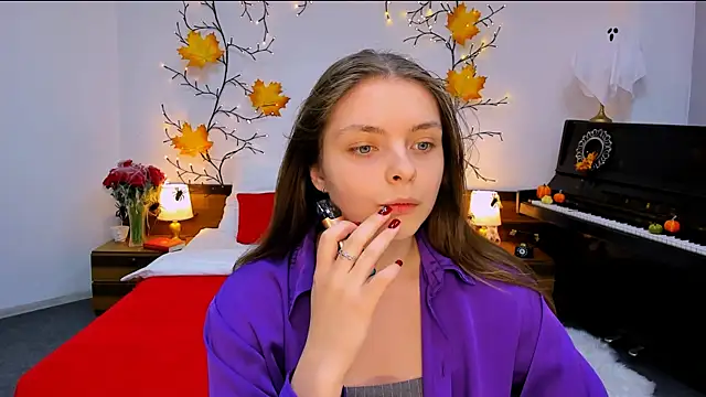 Snapshot of marshmallowee chatting on 10-30-25, 01:12 marshmallowee online show from 10-30-25, 01:12