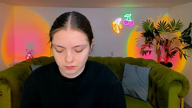 Snapshot of marshmallowee chatting on 11-27-25, 01:13 marshmallowee online show from 11-27-25, 01:13