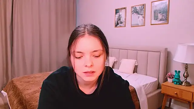 Snapshot of marshmallowee chatting on 02-25-26, 03:32 marshmallowee online show from 02-25-26, 03:32