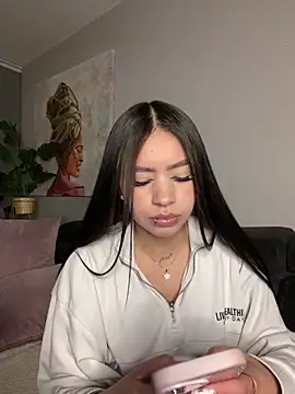 Cristina pinkk online show from 12-15-25, 04:06