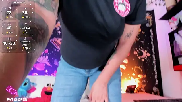 Snapshot of Maddy_rosse12 chatting on 11-02-25, 02:41 Maddy rosse12 online show from 11-02-25, 02:41