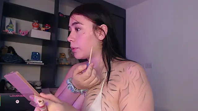 Snapshot of Hell_luna chatting on 10-02-25, 08:16 Hell luna online show from 10-02-25, 08:16