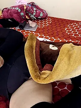 Snapshot of charam-38 chatting on 04-12-26, 10:48 charam-38 online show from 04-12-26, 10:48