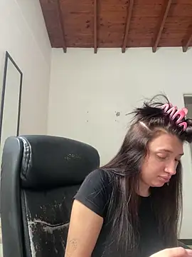 Mia  Gray online show from 02-11-26, 05:07