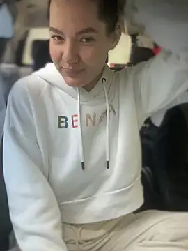 MeekyRich online show from 09-21-25, 01:40