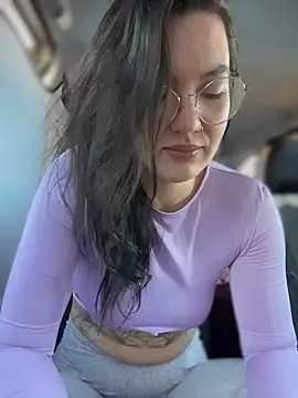 Snapshot of MeekyRich chatting on 02-03-26, 02:53 MeekyRich online show from 02-03-26, 02:53