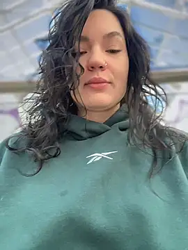 Snapshot of MeekyRich chatting on 02-25-26, 05:17 MeekyRich online show from 02-25-26, 05:17