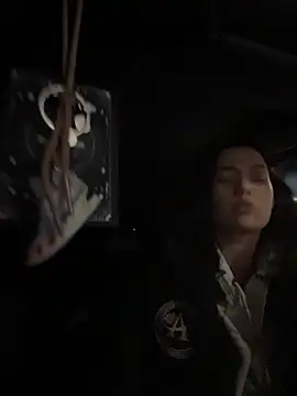 Snapshot of MeekyRich chatting on 02-26-26, 01:21 MeekyRich online show from 02-26-26, 01:21