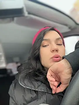 Snapshot of MeekyRich chatting on 03-07-26, 06:32 MeekyRich online show from 03-07-26, 06:32