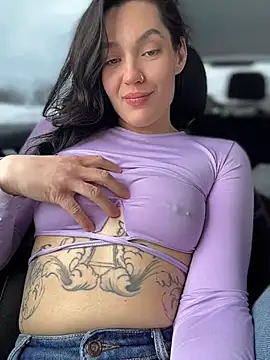 Snapshot of MeekyRich chatting on 03-16-26, 05:44 MeekyRich online show from 03-16-26, 05:44