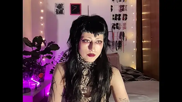 ELENA UMBRA online show from 01-14-26, 01:00