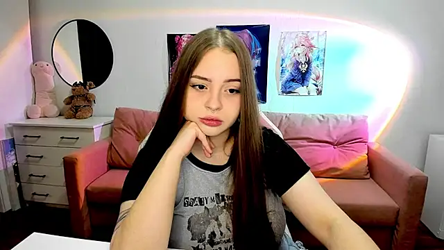 Snapshot of mistress_lain chatting on 10-29-25, 04:09 mistress lain online show from 10-29-25, 04:09