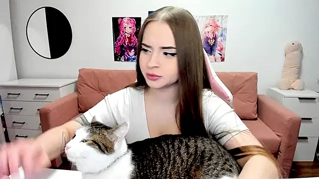 Snapshot of mistress_lain chatting on 02-12-26, 10:16 mistress lain online show from 02-12-26, 10:16