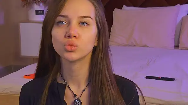 StacyHarland online show from 11-11-25, 04:23