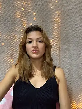 Snapshot of Black_rose30 chatting on 03-10-26, 01:43 Black rose30 online show from 03-10-26, 01:43