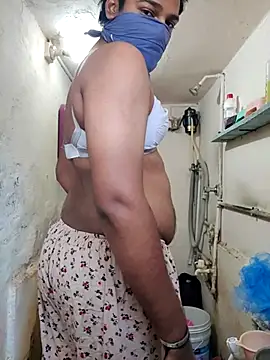 Snapshot of Brown69_guy chatting on 11-23-25, 06:02 Brown69 guy online show from 11-23-25, 06:02