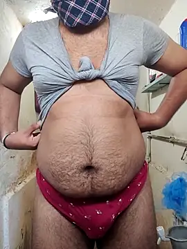 Snapshot of Brown69_guy chatting on 02-20-26, 06:10 Brown69 guy online show from 02-20-26, 06:10