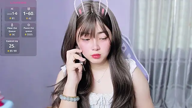 yuki3366 online show from 09-17-25, 04:25