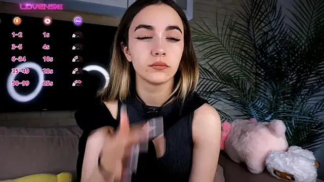 CupSizeGirl online show from 09-14-25, 04:06